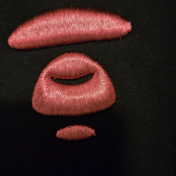 Hoddie - Picture 4 of 5